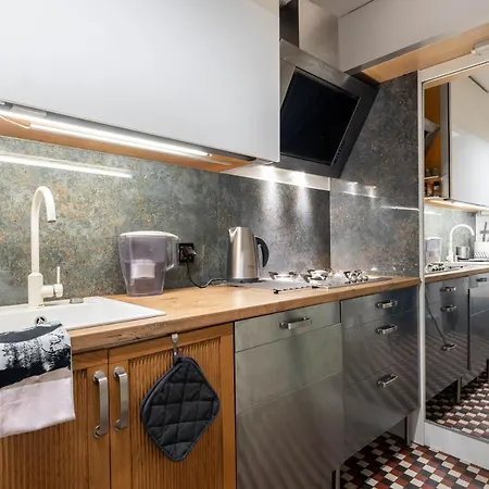 Vintage Vibe Rooms, Metro Politechnika By Urban Wake ホームステイ *