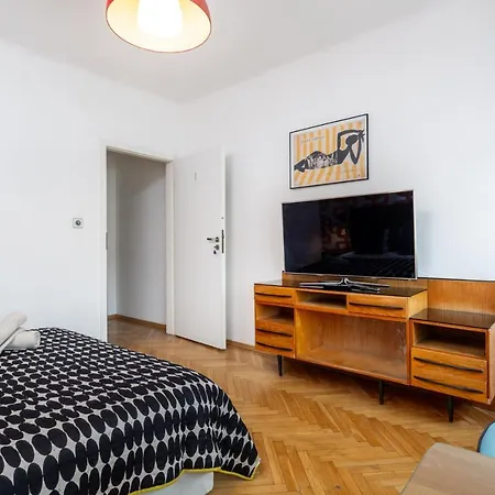 Vintage Vibe Rooms, Metro Politechnika By Urban Wake