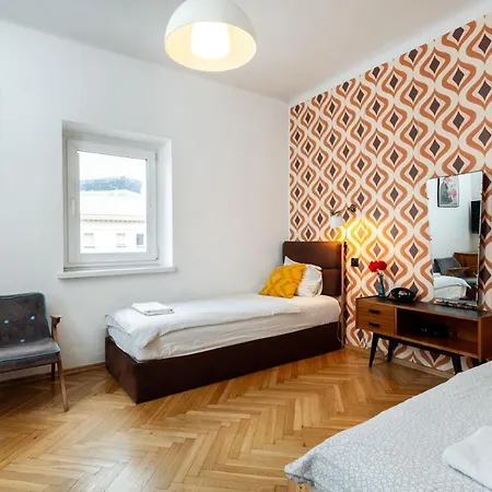Vintage Vibe Rooms, Metro Politechnika By Urban Wake Homestay Warsaw